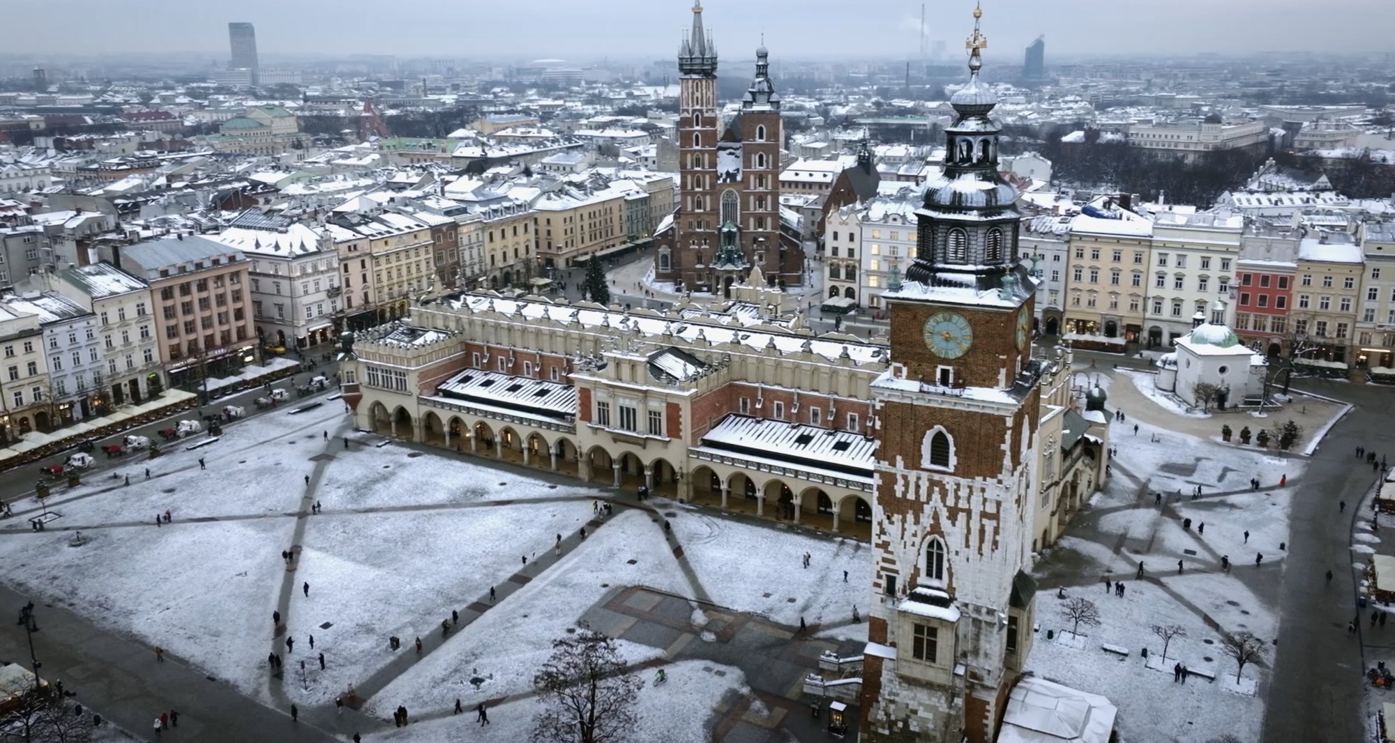 Food Markets — Kraków’s market square under snow